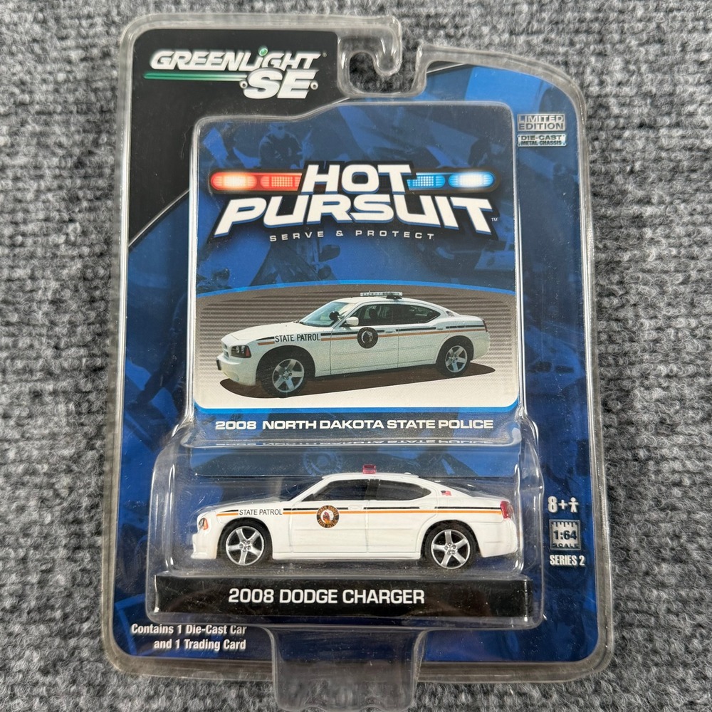 Greenlight Hot Pursuit 2008 Dodge Charger North Dakota State Police 1:64 White